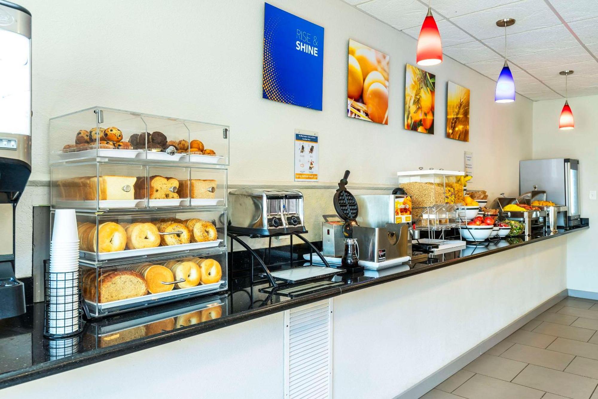 Comfort Inn & Suites Yorkton Zewnętrze zdjęcie