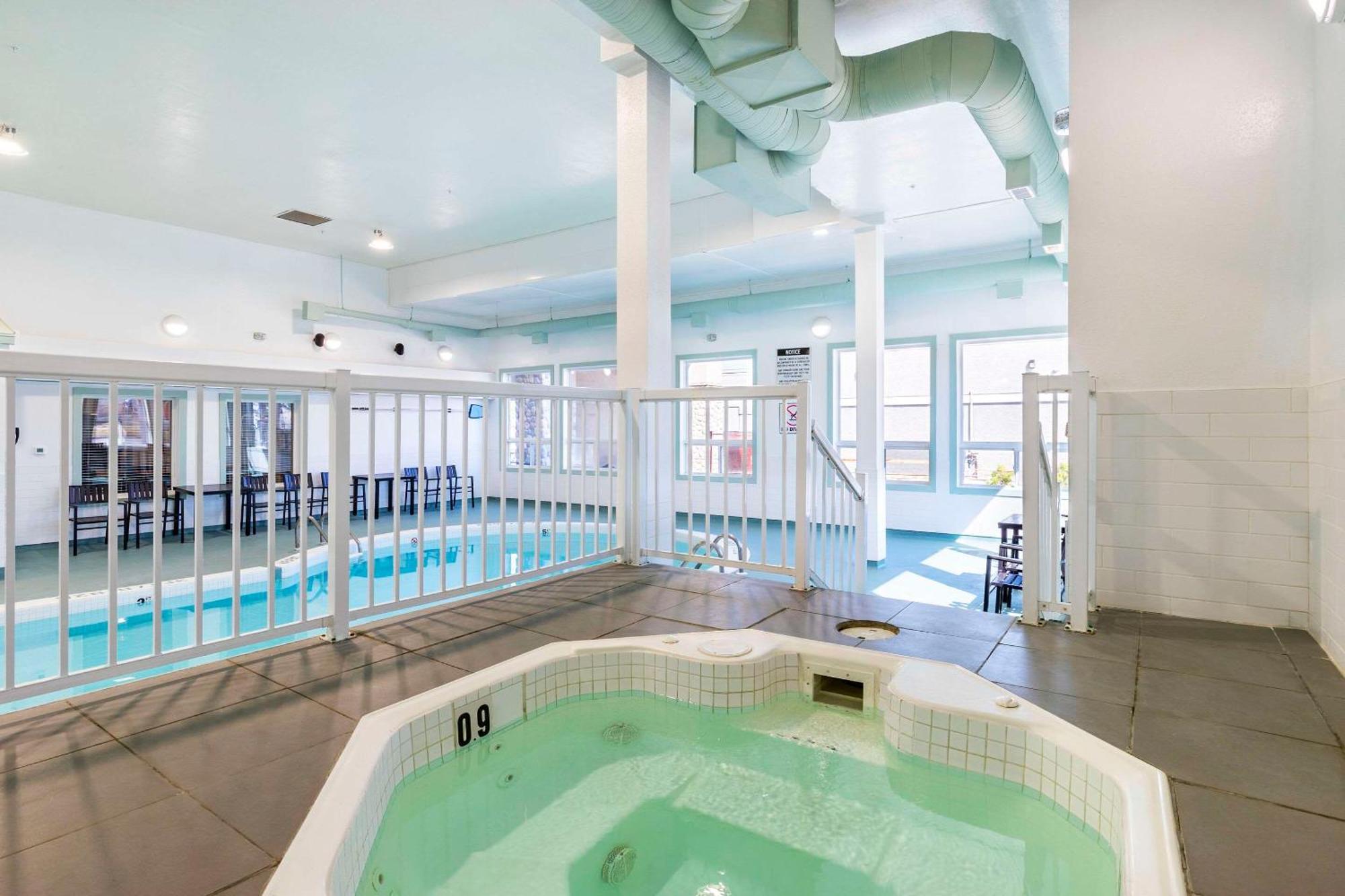 Comfort Inn & Suites Yorkton Zewnętrze zdjęcie