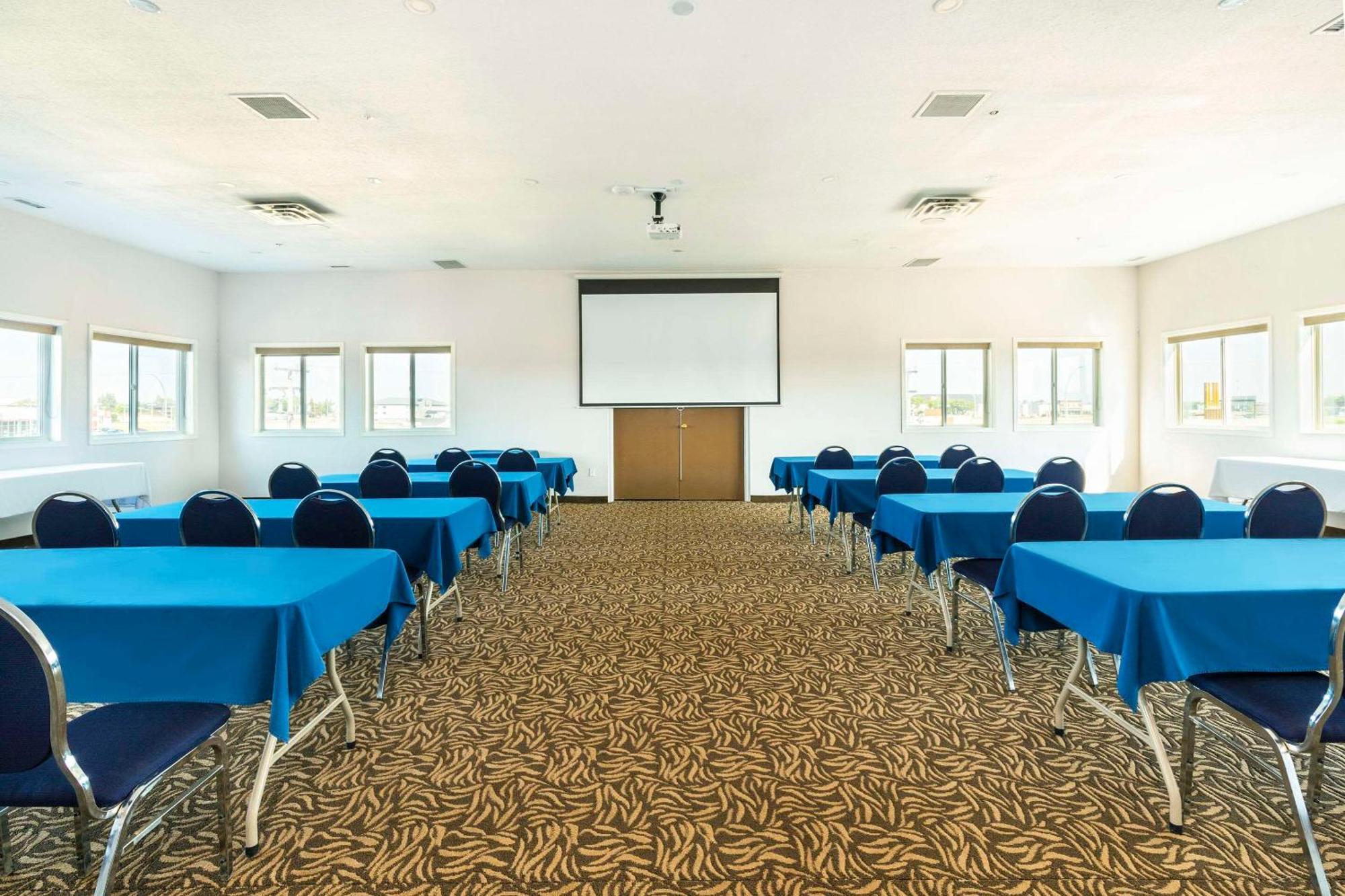 Comfort Inn & Suites Yorkton Zewnętrze zdjęcie