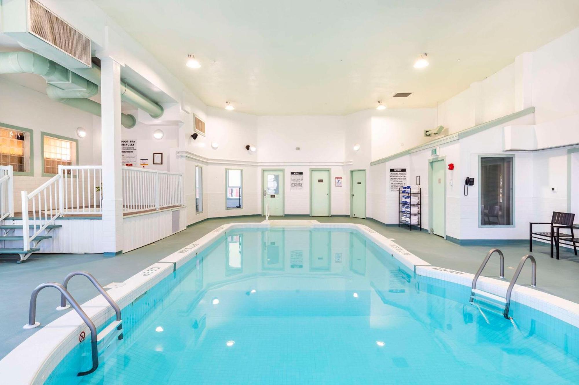 Comfort Inn & Suites Yorkton Zewnętrze zdjęcie