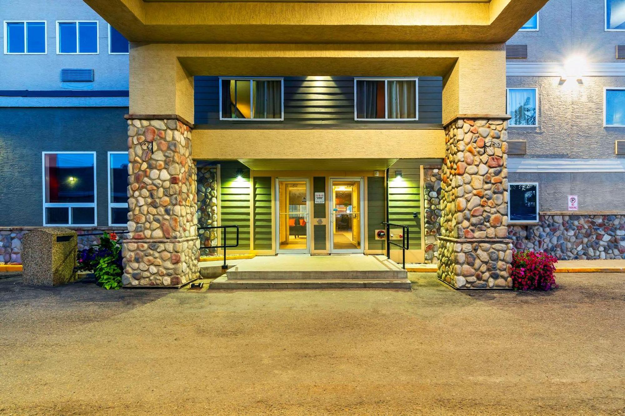 Comfort Inn & Suites Yorkton Zewnętrze zdjęcie